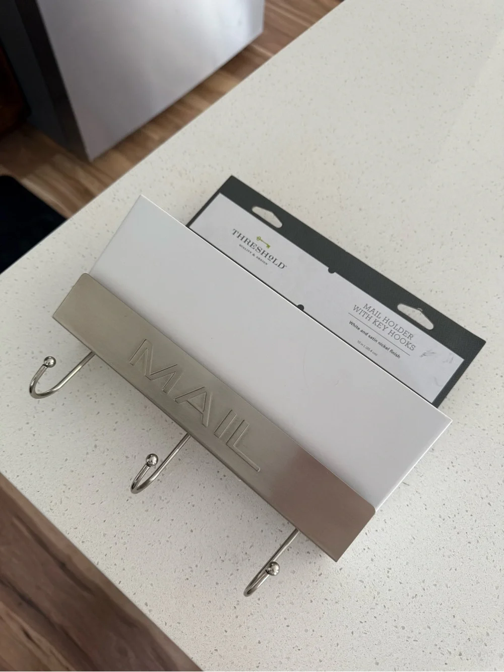 Threshold Mail Holder With Key Hooks